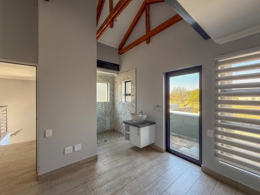 3 Bedroom Property for Sale in The Islands Estates North West